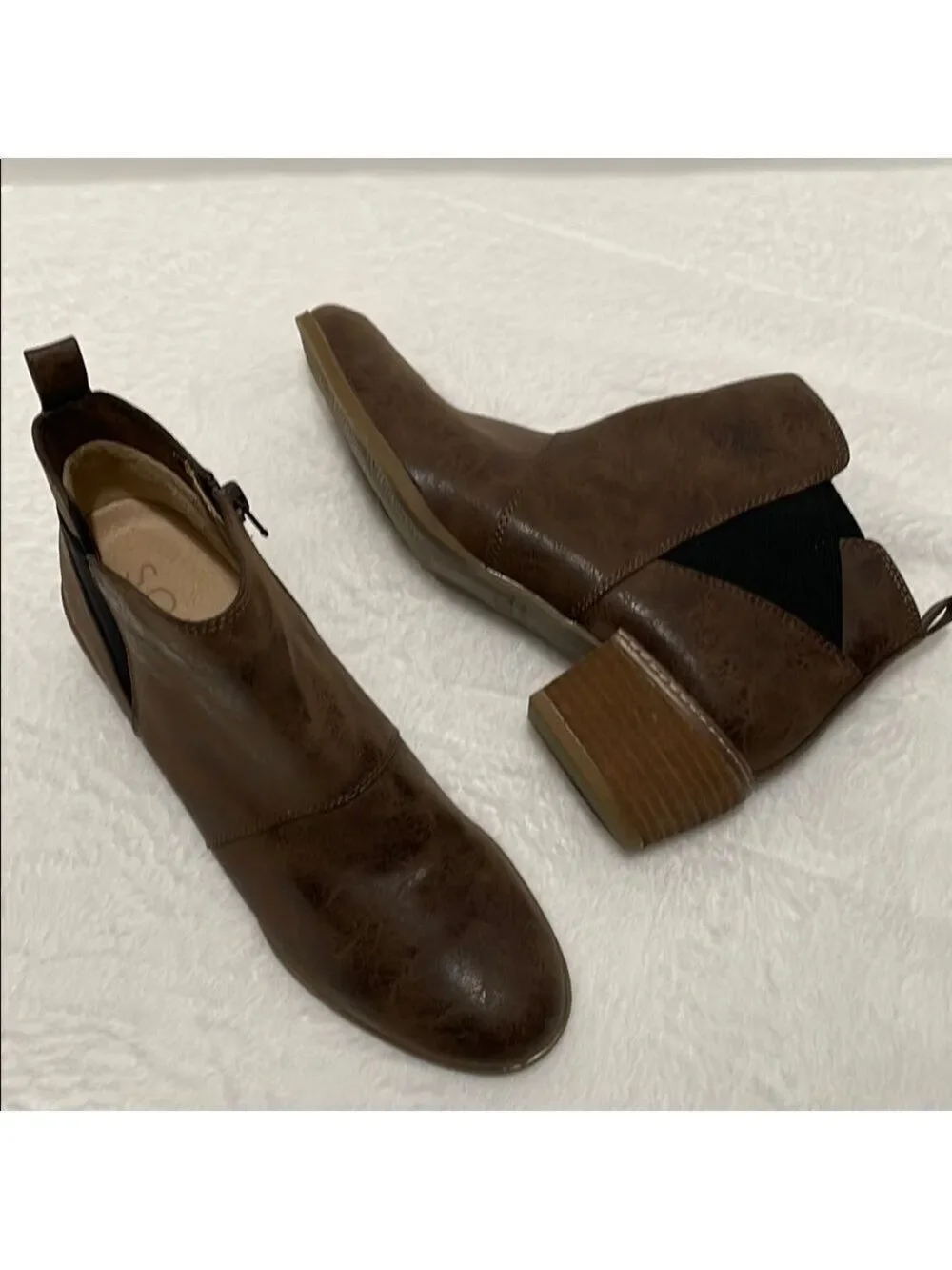 NWOB Soul Naturalizer Brown Ankle Boots Sz 8.5W